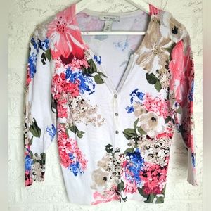 Floral Cardigan with Crystal Snaps